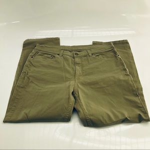 Mens 38/30 TravelSmith Cotton Stretch Khaki Chino Pants